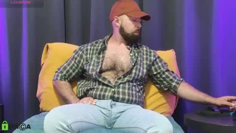 Snapshot of meaty_roll chatting on July 9, 2026, 2:43 pm Meaty Roll online show from July 9, 2026, 2:43 pm