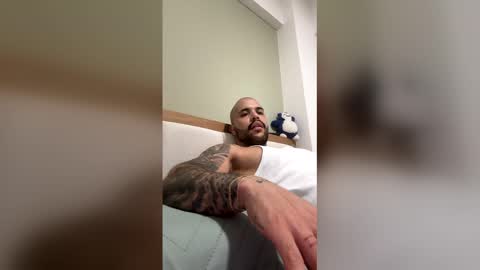 filippoae online show from February 8, 2026, 10:02 pm