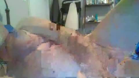 Snapshot of medic243 chatting on November 10, 2025, 1:32 pm Medicineman online show from November 10, 2025, 1:32 pm