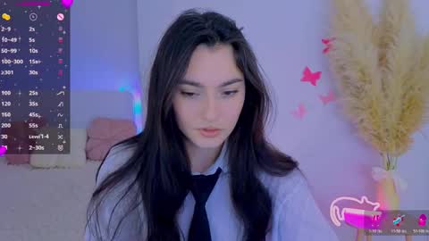 Snapshot of medina_andress chatting on March 22, 2026, 8:56 pm Dina online show from March 22, 2026, 8:56 pm