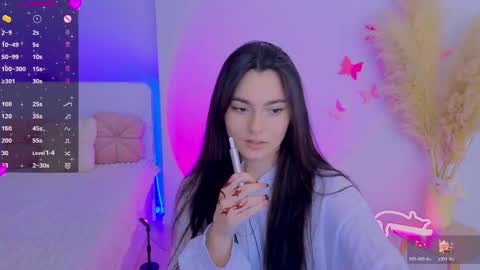 Snapshot of medina_andress chatting on April 13, 2026, 9:09 pm Dina online show from April 13, 2026, 9:09 pm