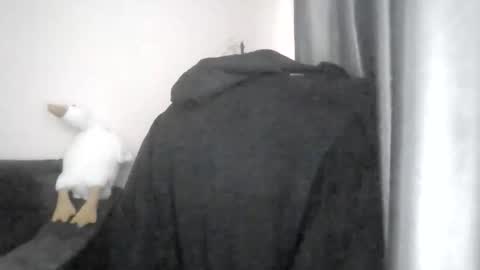 Snapshot of medjik_lool chatting on October 28, 2025, 6:06 am Oltereodora-lima online show from October 28, 2025, 6:06 am