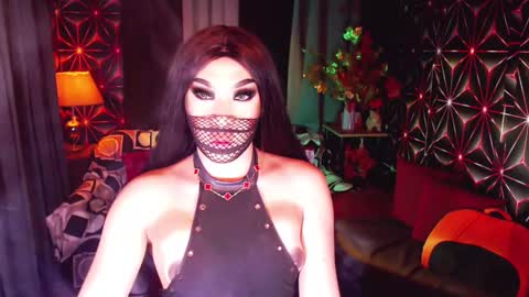 Snapshot of medusaprey chatting on March 10, 2025, 6:45 pm THE QUEEN ALPHA Queen Medusa Prey online show from March 10, 2025, 6:45 pm