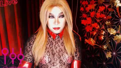 Snapshot of medusaprey chatting on October 24, 2025, 7:32 pm THE QUEEN ALPHA Queen Medusa Prey online show from October 24, 2025, 7:32 pm