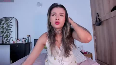 medussa13 online show from April 9, 2026, 12:10 pm