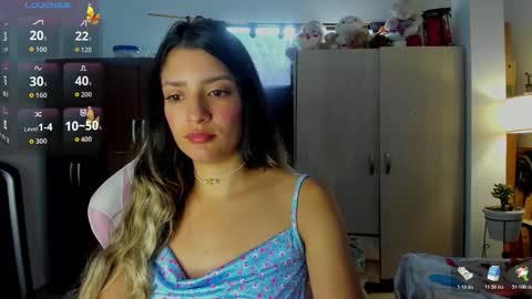 Snapshot of meduza_sexy_caramel chatting on November 19, 2025, 12:27 pm Baio online show from November 19, 2025, 12:27 pm