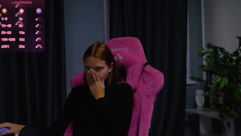 Snapshot of meek_cutie chatting on September 23, 2025, 1:08 am meek_cutie online show from September 23, 2025, 1:08 am