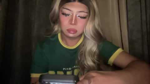 Snapshot of meetmehalfway888 chatting on October 4, 2025, 3:48 am GODDESS OF ALL GODDESSES online show from October 4, 2025, 3:48 am