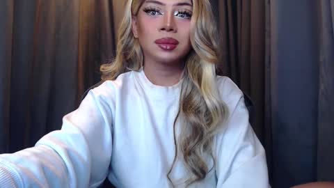 Snapshot of meetmehalfway888 chatting on October 6, 2025, 4:15 pm GODDESS OF ALL GODDESSES online show from October 6, 2025, 4:15 pm