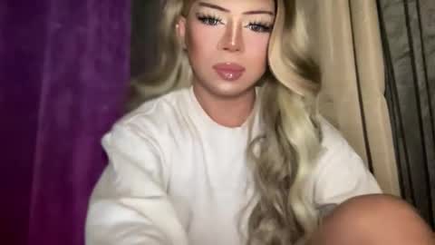 Snapshot of meetmehalfway888 chatting on October 14, 2025, 7:31 am GODDESS OF ALL GODDESSES online show from October 14, 2025, 7:31 am