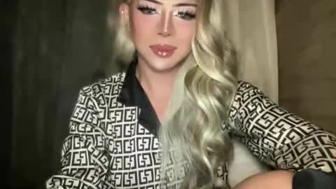 GODDESS OF ALL GODDESSES online show from December 21, 2025, 5:25 am