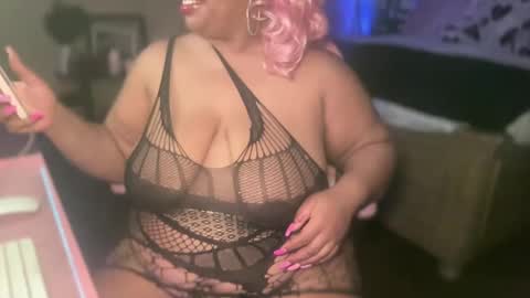 Southern Peach online show from November 23, 2025, 2:22 am