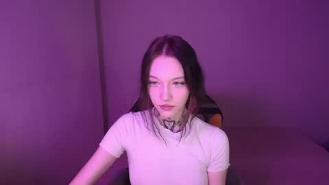 Snapshot of mefwhore chatting on February 4, 2025, 7:22 pm mefwhOre online show from February 4, 2025, 7:22 pm