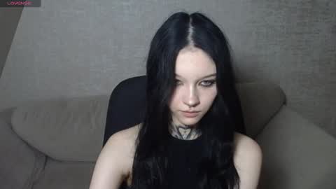 Snapshot of mefwhore chatting on March 1, 2025, 2:15 am mefwhOre online show from March 1, 2025, 2:15 am