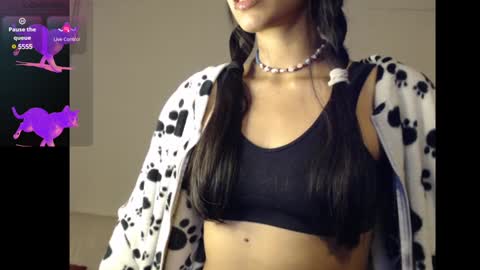 Snapshot of meg4nmiau chatting on December 18, 2024, 10:08 am Meg4n Miauuuu online show from December 18, 2024, 10:08 am