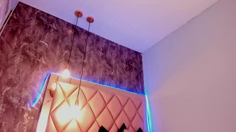 M E G A N online show from February 20, 2025, 7:08 pm