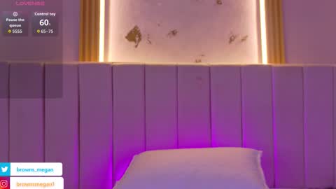 Snapshot of megan_browns1 chatting on March 3, 2026, 1:06 pm Megan online show from March 3, 2026, 1:06 pm