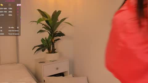 megan_brunette2 online show from May 15, 2026, 11:34 pm