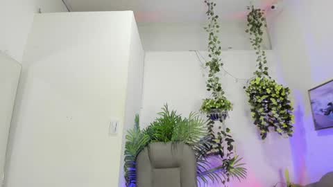 megan_charl online show from December 24, 2024, 10:55 am