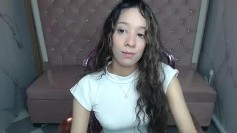 megan_collins_b online show from September 29, 2025, 12:43 pm