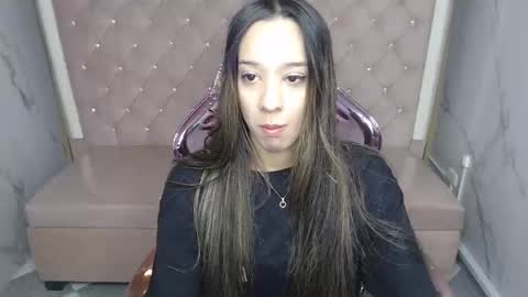 megan_collins_b online show from October 9, 2025, 12:47 pm