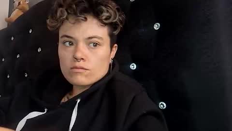 Snapshot of megan_coop3r_ chatting on November 4, 2025, 3:33 pm Megan and sophi online show from November 4, 2025, 3:33 pm