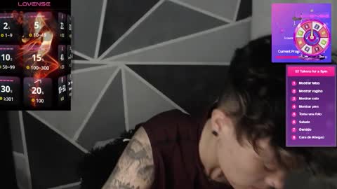 Megan and sophi online show from December 16, 2025, 2:16 am