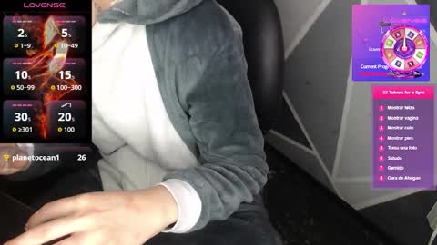 Megan and sophi online show from December 20, 2025, 1:29 pm