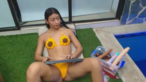 Snapshot of megan_cruzgb chatting on February 21, 2025, 9:22 pm Carolina Paez online show from February 21, 2025, 9:22 pm