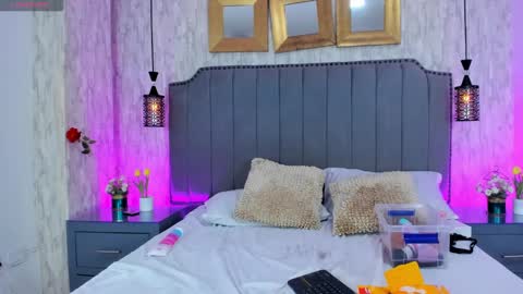 Snapshot of megan_cruzgb chatting on February 28, 2025, 11:23 pm Carolina Paez online show from February 28, 2025, 11:23 pm