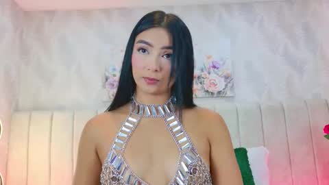 Carolina Paez online show from December 3, 2025, 12:47 pm