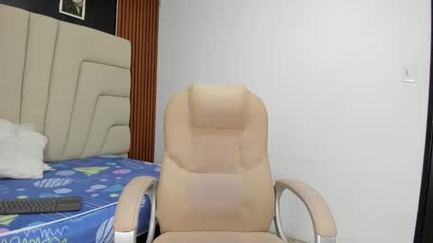 Megan online show from October 25, 2025, 3:03 am