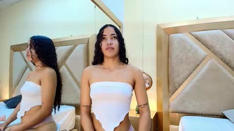 Megan Siner online show from November 7, 2025, 2:50 pm