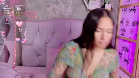 Megan online show from October 17, 2025, 1:25 pm