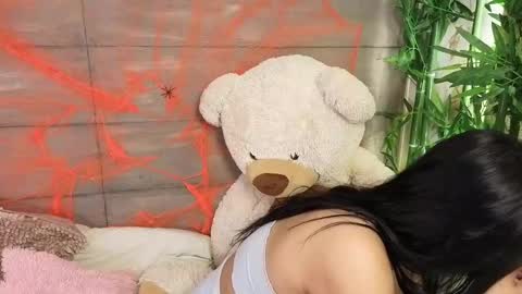 Megan  online show from October 12, 2025, 2:05 pm