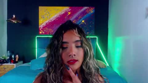 Snapshot of meganadriels96 chatting on January 30, 2025, 10:19 pm M E G A N online show from January 30, 2025, 10:19 pm