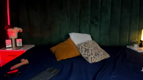 Snapshot of meganevanss___ chatting on June 14, 2026, 2:24 am MEGAN EVANS online show from June 14, 2026, 2:24 am