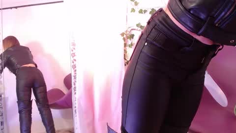 MEGAN online show from November 15, 2025, 4:47 pm