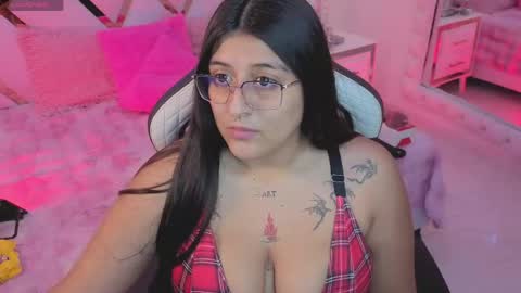 Snapshot of megann__up chatting on April 26, 2026, 3:04 am Megan online show from April 26, 2026, 3:04 am