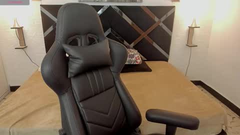 Megan Queen online show from November 4, 2025, 12:26 pm