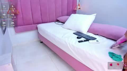 Megan  online show from October 30, 2025, 8:20 pm