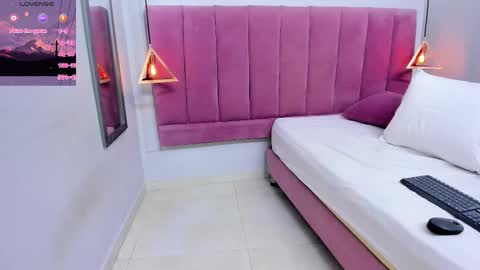 Megan  online show from February 9, 2026, 7:40 pm