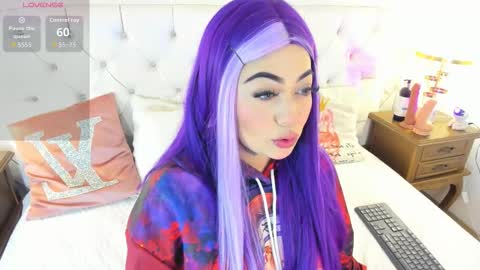 Megan online show from October 2, 2025, 11:50 am