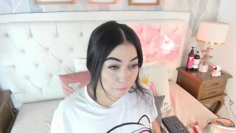 Megan online show from October 15, 2025, 11:54 am