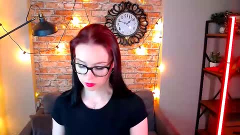 Snapshot of meganstones chatting on October 3, 2025, 1:52 pm Megan online show from October 3, 2025, 1:52 pm
