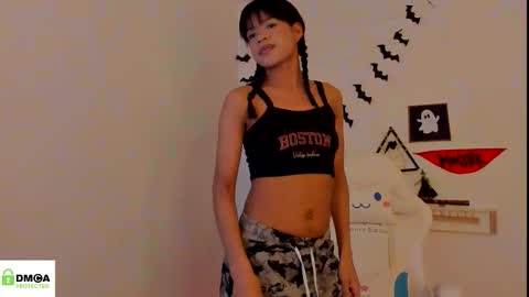 Snapshot of meganthompsonn chatting on October 7, 2025, 7:44 pm Megan online show from October 7, 2025, 7:44 pm