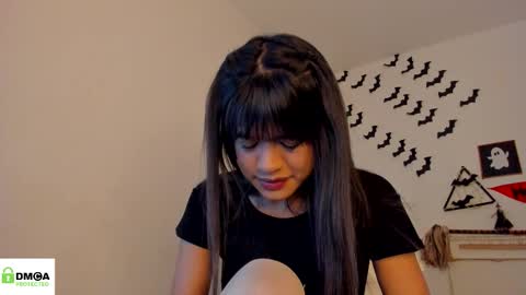 Snapshot of meganthompsonn chatting on October 26, 2025, 5:30 pm Megan online show from October 26, 2025, 5:30 pm