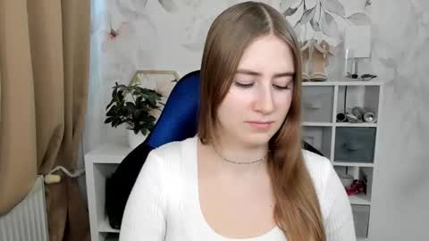 Snapshot of meganx_candy chatting on February 17, 2026, 1:40 pm Megan online show from February 17, 2026, 1:40 pm