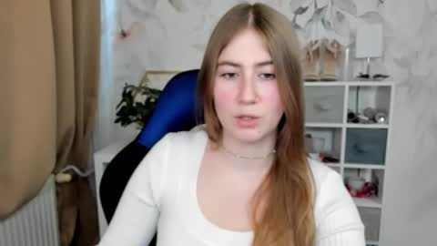 Snapshot of meganx_candy chatting on March 2, 2026, 1:51 pm Megan online show from March 2, 2026, 1:51 pm