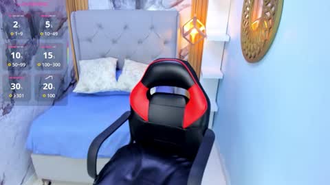 M E G A N  online show from October 15, 2025, 12:38 pm